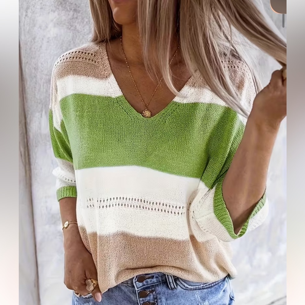V-Neck Striped Knit Sweater – Green White Beige Colorblock – Size M Boho Spring